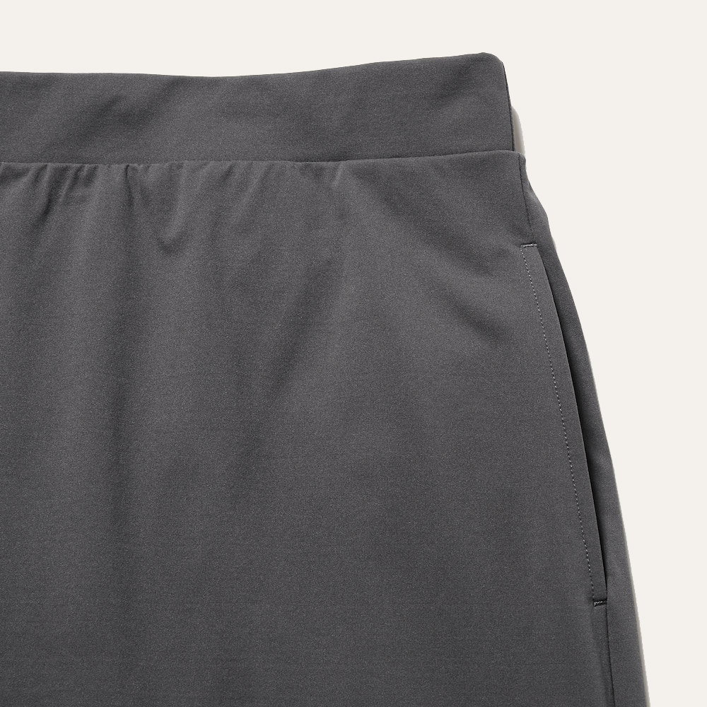 side-pleated-narrow-skirt-3